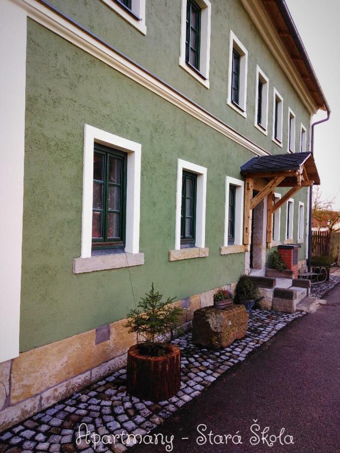 Apartmany Stara Skola Krásná Lípa Dış mekan fotoğraf