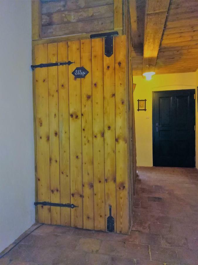 Apartmany Stara Skola Krásná Lípa Dış mekan fotoğraf