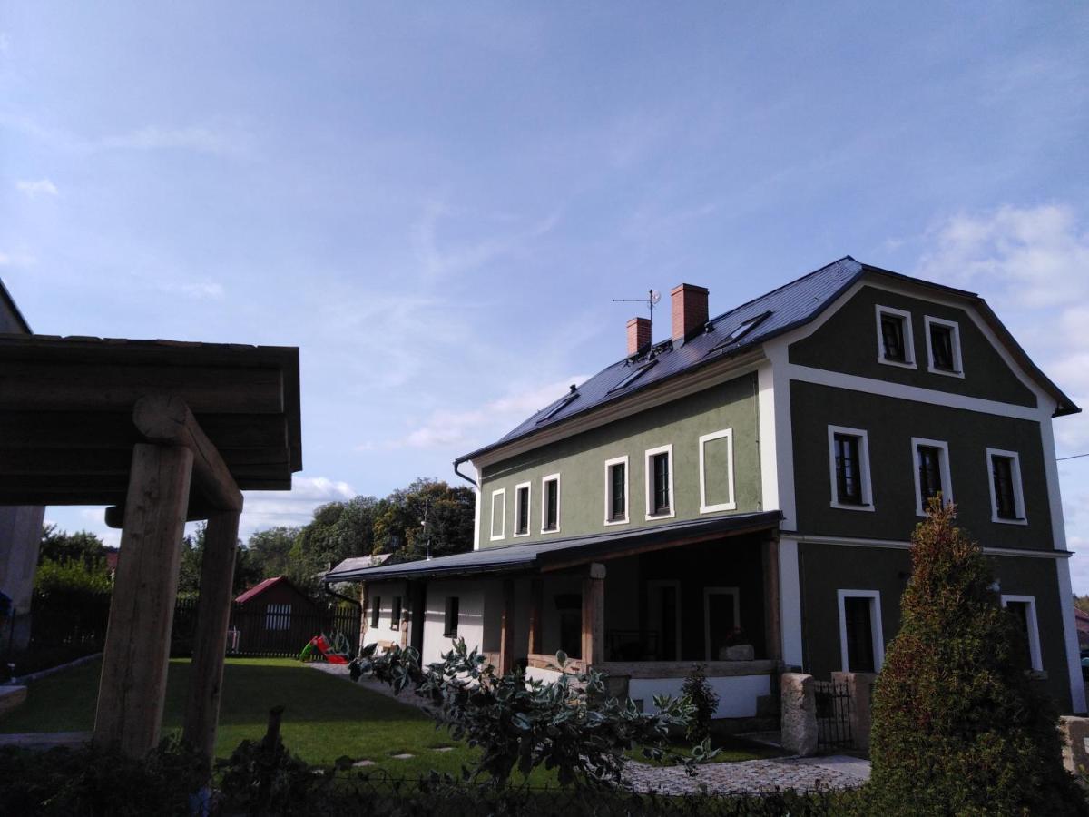 Apartmany Stara Skola Krásná Lípa Dış mekan fotoğraf